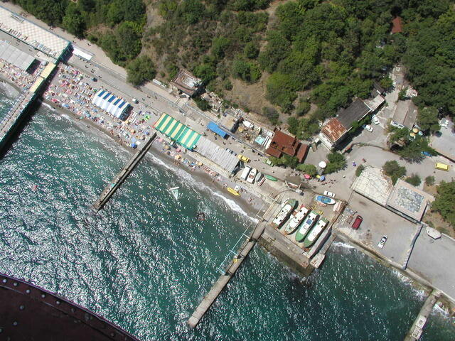 yalta vert 18