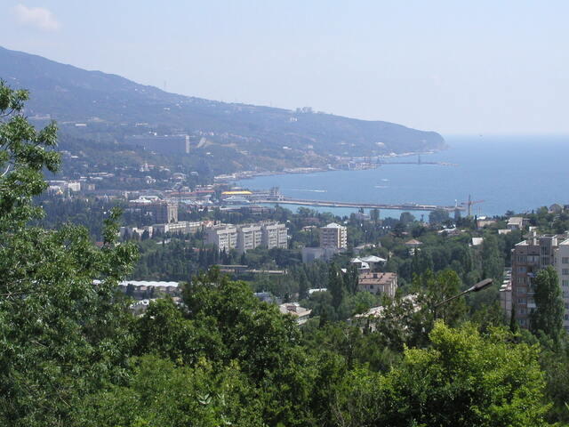 yalta vert 28